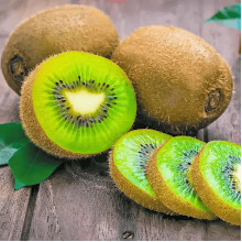 Актинідія делікатесна Закарпатський (самоплідний) | Actinidia deliciosa ‘Закарпатський’ | Актинидия деликатесная Закарпатский (самоплодный)